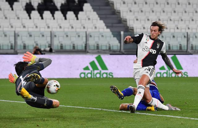 ChatGPT评21世纪最伟大运动员：博尔特第1，梅西第3，C罗第4（ChatGPT评选21世纪顶级运动员榜：博尔特夺魁，梅西第三，C罗第四）