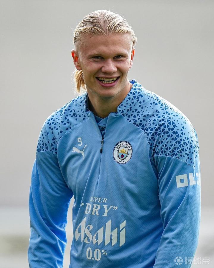 布兰卡谈伊布去巴萨：他下定决心要和梅西并肩作战，赢得欧冠（布兰卡谈伊布转会巴萨：决意与梅西联手冲击欧冠）