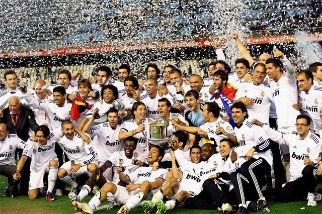 镜报盘点无缘2026世界杯11大巨星：姆伯莫、索博在列（镜报梳理将缺席2026世界杯的11位巨星：姆伯莫、索博上榜）