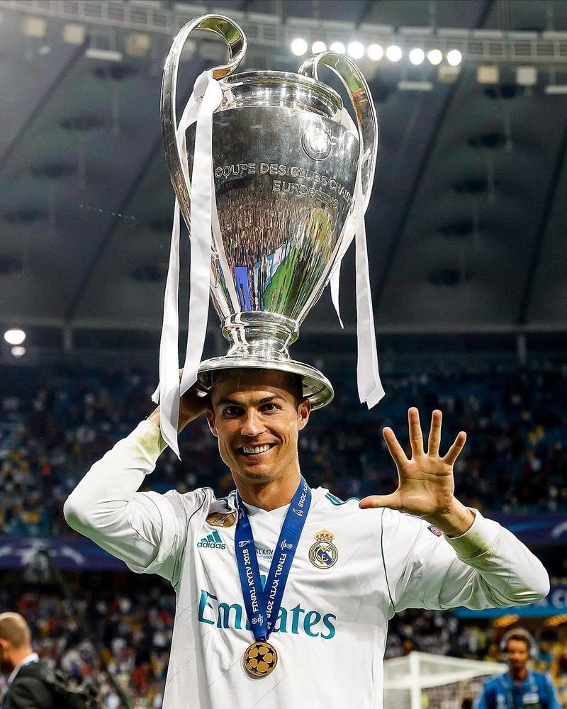 德转列巴拉圭球员历史身价前10：阿尔米隆第1，巴里奥斯上榜（德转盘点巴拉圭球员历史身价TOP10：阿尔米隆居首，巴里奥斯入选）