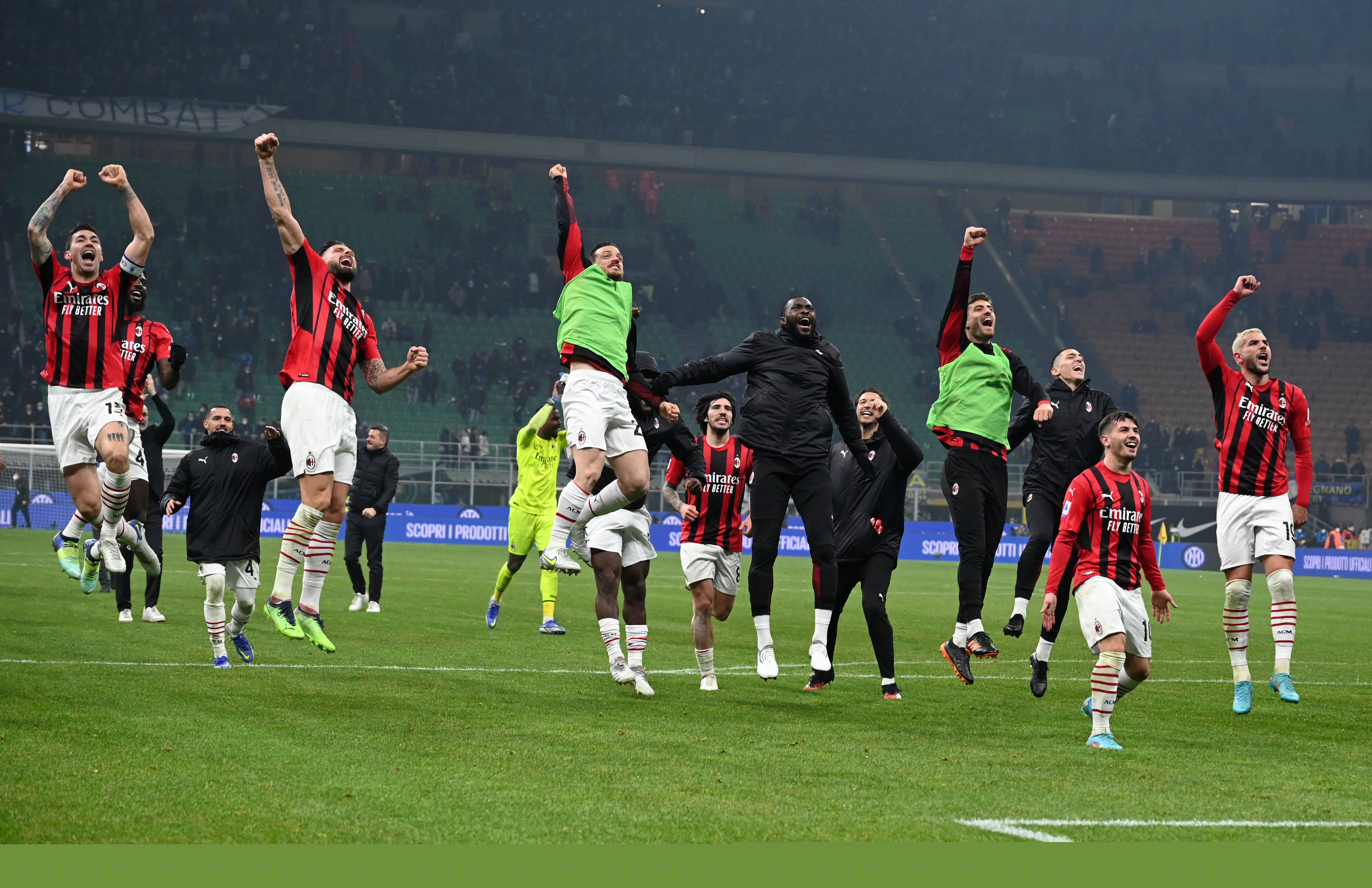 克罗斯：皇马与曼城都缺乏中场控制力；英超球队客场表现下滑（克罗斯：皇马、曼城中场掌控不足，英超球队客场竞争力下滑）