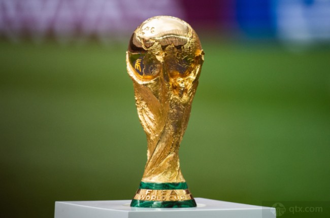 阿莱格里：防守是全队的事，要想赢得比赛就必须弄脏裤子（阿莱格里：防守靠全队，想赢就得拼到裤子都脏了）