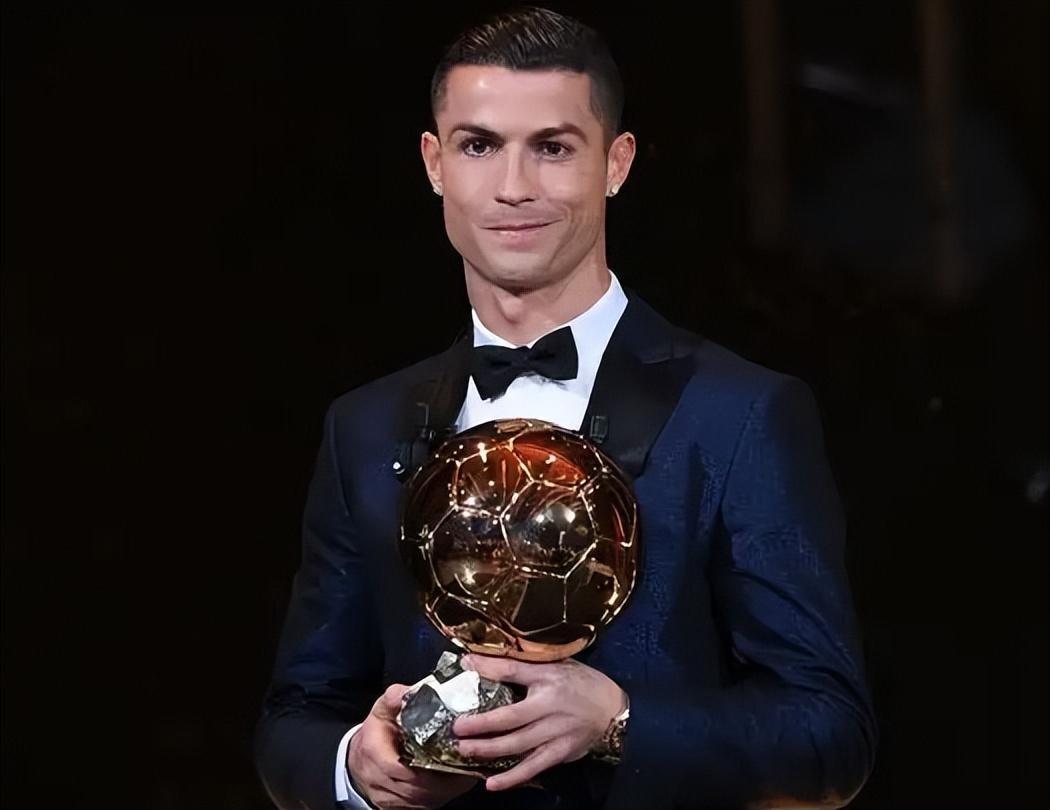 TA分析3-5-2阵型：从翼卫驱动到双锋美学，弱队逆袭制胜之道（3-5-2全解析：翼卫驱动、双锋共舞，弱队逆袭的取胜法则）